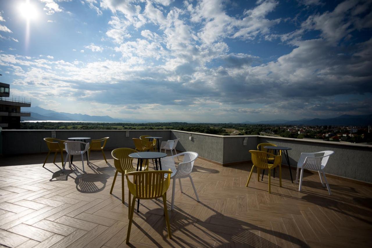 Sky Hotel Shkodra Exterior foto